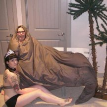 Jabba & Leia Cosplay NAILE IT 5000.jpg